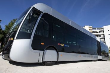 Francia pone en marcha el primer BRT 100% de hidrógeno del mundo